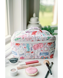 TAYLOR SWIFT TOILETRY BAG